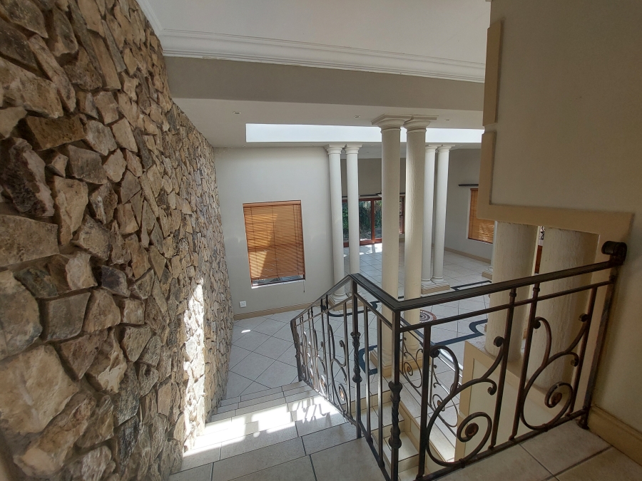 4 Bedroom Property for Sale in Panorama Western Cape